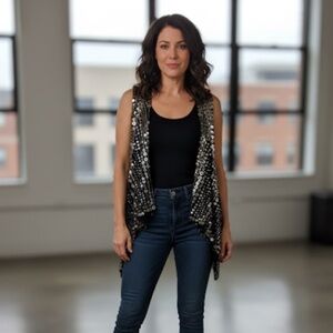 Vtg. ANNA SUI Black and Silver Sequin Vest (T3)